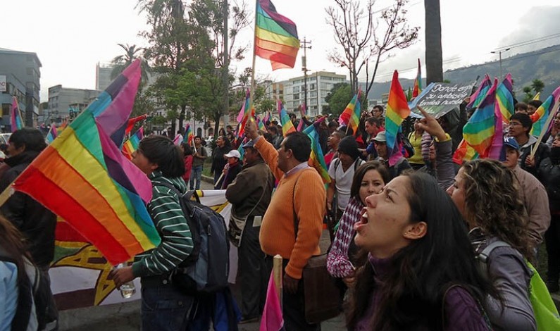¿Mejoró o empeoró la calidad democrática del Ecuador en la década pasada? ¿Mejoró o empeoró la calidad democrática del Ecuador en la década pasada?