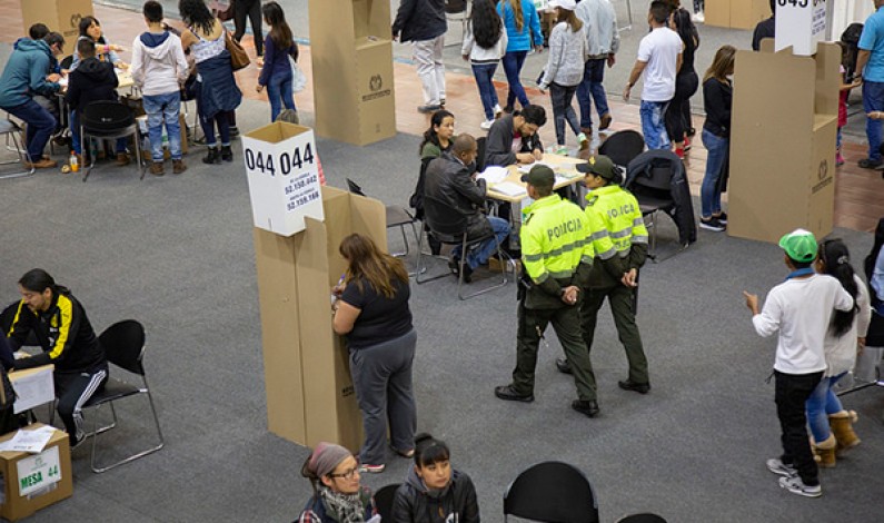Elecciones en Colombia: desconfianza ciudadana pese a la seguridad y transparencia electoral Elecciones en Colombia: desconfianza ciudadana pese a la seguridad y transparencia electoral