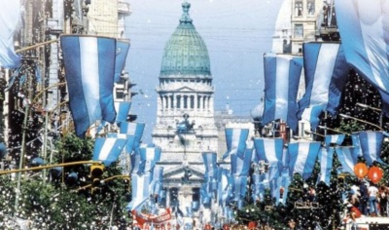 Los derechos humanos en democracia en Argentina Los derechos humanos en democracia en Argentina