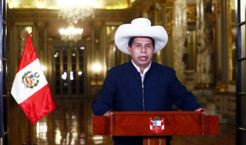 Educar al presidente, enseñar al campesino: cuando los intelectuales se extravían Educar al presidente, enseñar al campesino: cuando los intelectuales se extravían